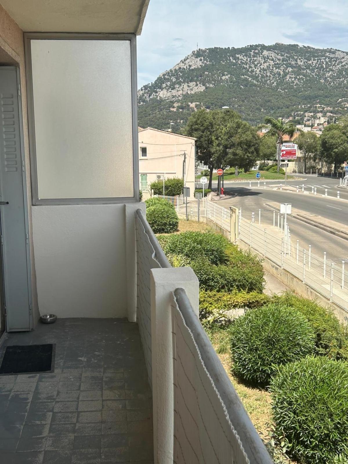 T4 Lumineux Et Spacieux, Parking Et Parc Prive Toulon Eksteriør billede